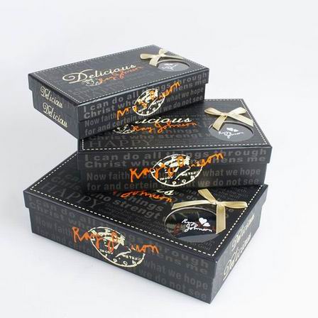 rigid cardboard jewelry box with ribbon